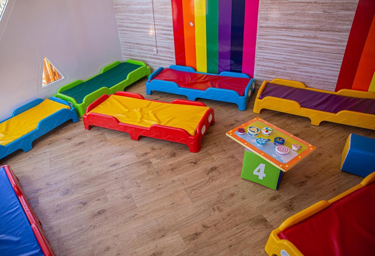 Waves Aqua Resort Кенитра Екстериор снимка A nursery in the UK