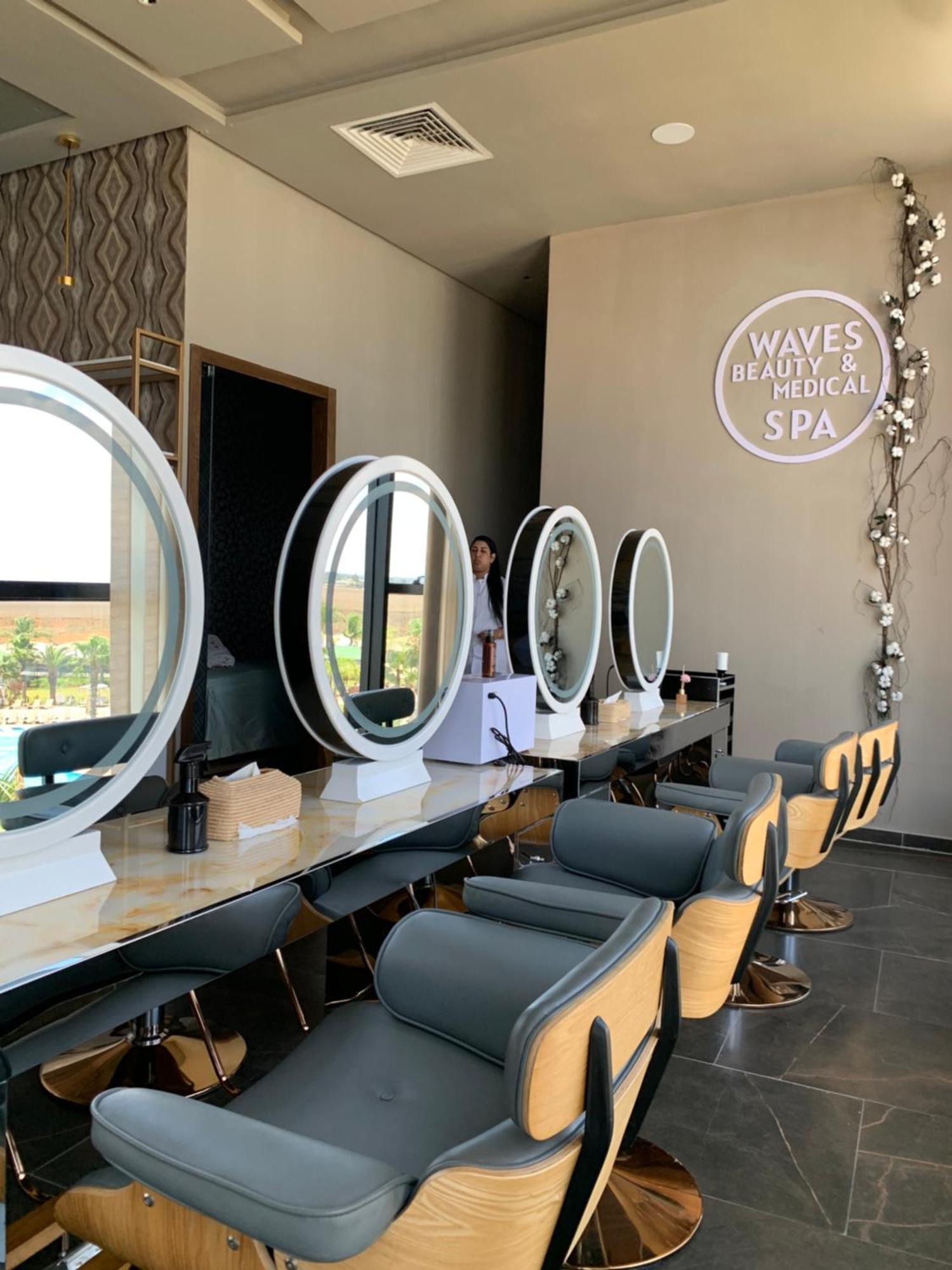 Waves Aqua Resort Кенитра Екстериор снимка WAVES Beauty & Medical Spa